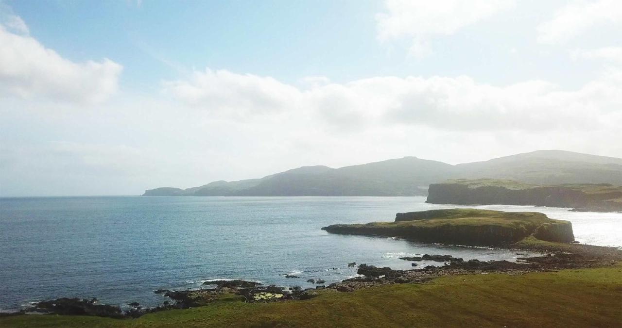Tigh Beag Na Mara Roag