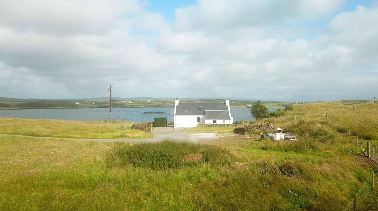 Tigh Beag Na Mara