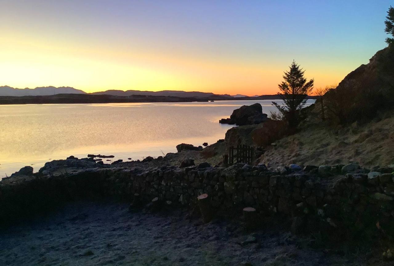 Tigh Beag Na Mara * Roag